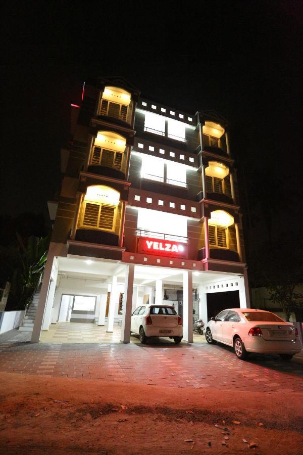 Yelza Hotel And Residence Alwaye Exteriér fotografie